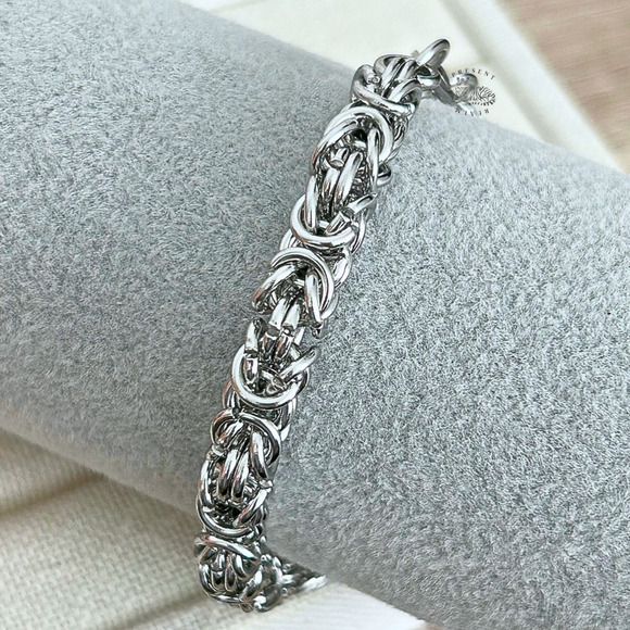 Byzantine Stainless Steel Bracelet – Unisex Handcrafted Chain, 18cm Jewelry - Picture 3 of 6